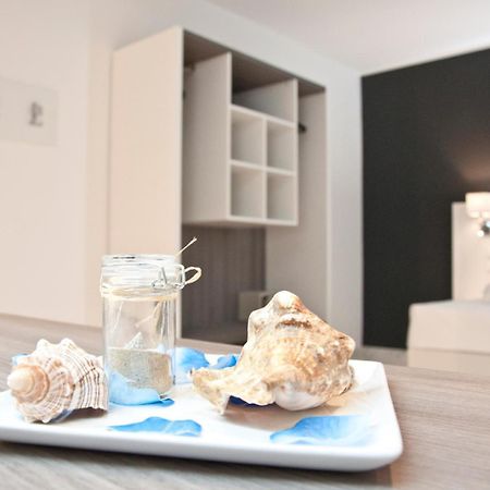 Ambruosi Village Resort & Spa Massignano エクステリア 写真