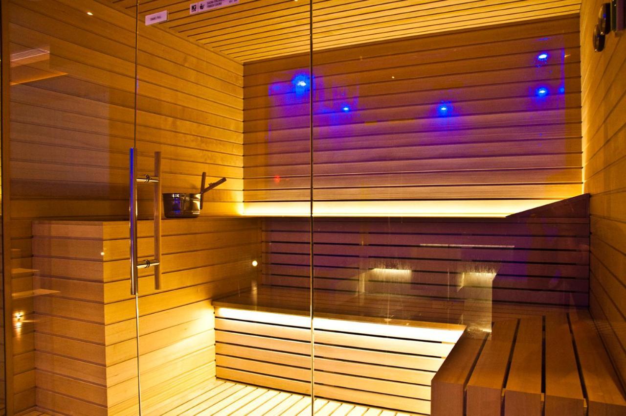 Ambruosi Village Resort & Spa Massignano エクステリア 写真